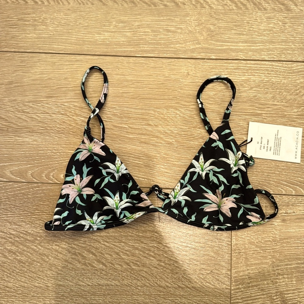 New acacia top